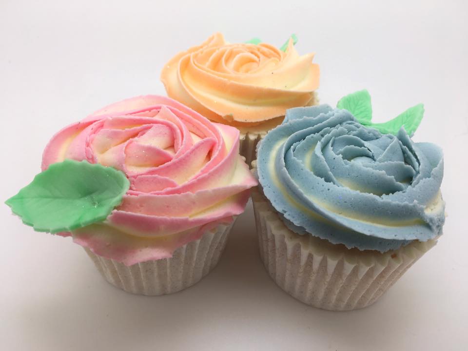 enchanted cupcakes buttercream course roses