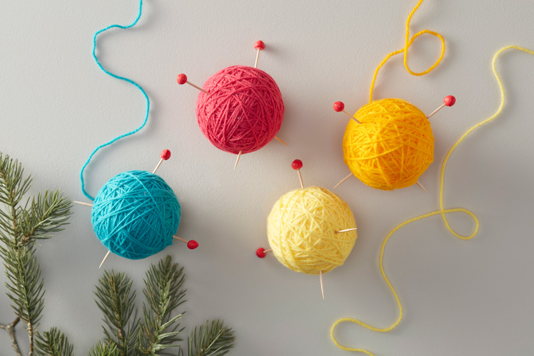 DIY Yarn ball bauble