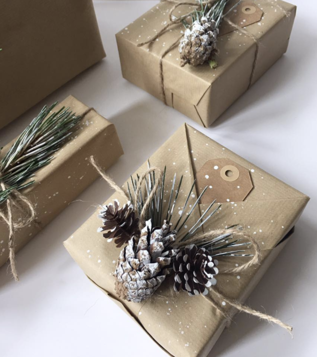 Simple Snowy Christmas Gift Wrap Ideas - That's so Gemma